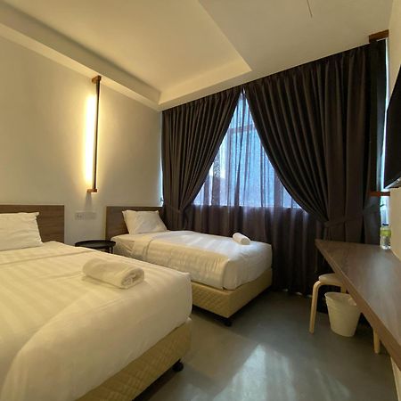 T Hotel Jalan Sultanah Alor Setar Luaran gambar